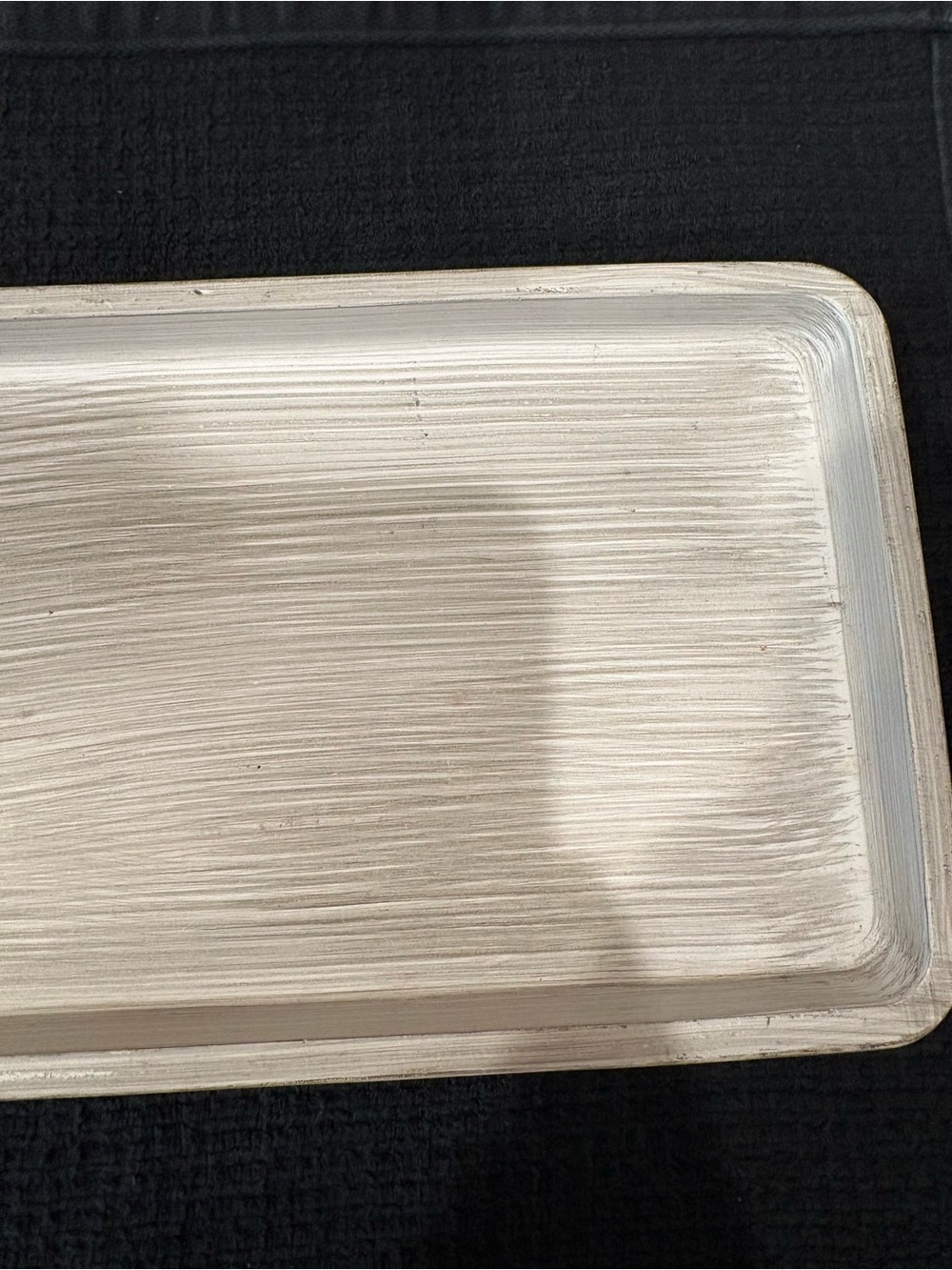 BINO Maison Collection tray is made of a grey, marble-patterned material. - Picture 6 of 7